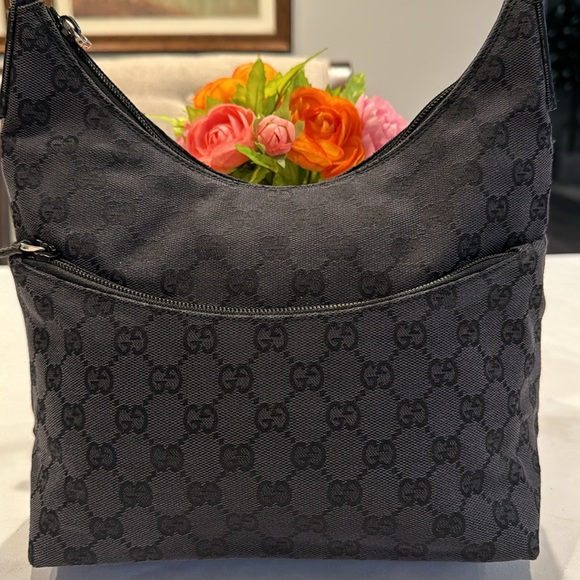 Authentic Gucci hobo bag - Picture 2 of 13